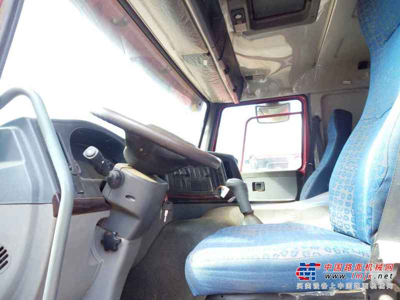 云南出售转让二手2013年中国重汽豪泺ZZ3257N3847C自卸车