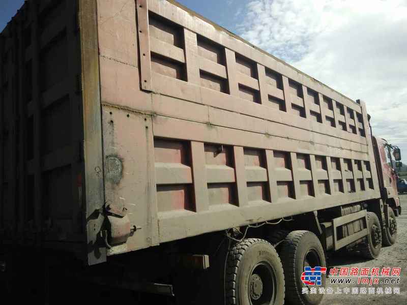 云南出售转让二手2012年中国重汽豪泺ZZ3257N3648W自卸车