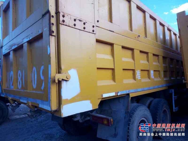 云南出售转让二手2011年陕汽德龙SX3255BR384自卸车