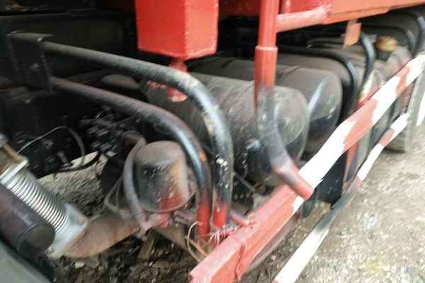 云南出售转让二手2013年中国重汽ZZ3317N3567C1自卸车