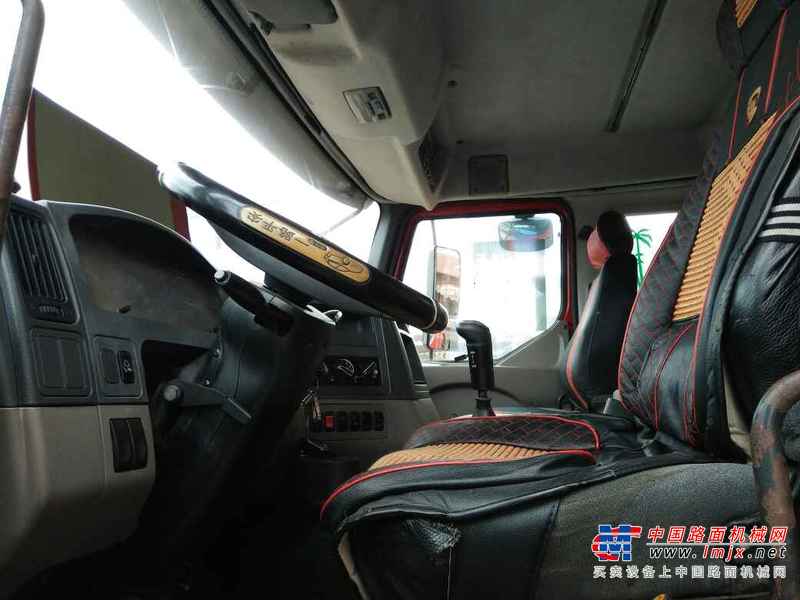 云南出售转让二手2013年中国重汽ZZ3317N3567C1自卸车