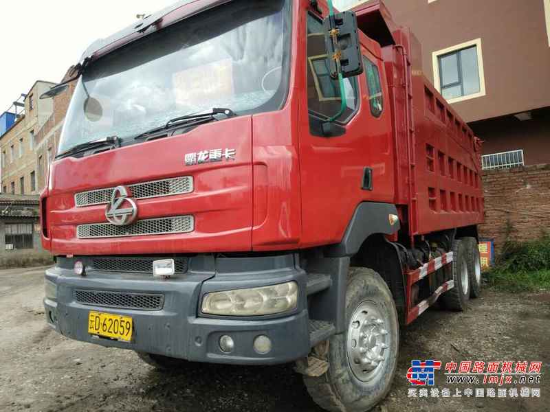 云南出售转让二手2013年中国重汽ZZ3317N3567C1自卸车