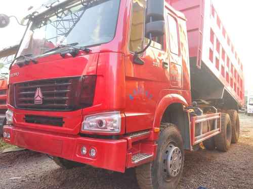 云南出售转让二手2014年中国重汽豪沃ZZ3257N3847D1N7WA自卸车