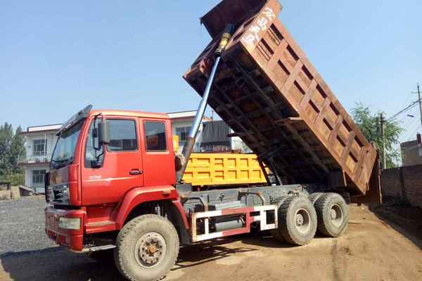 山西出售转让二手2010年中国重汽金王子ZZ3251N4641C1自卸车