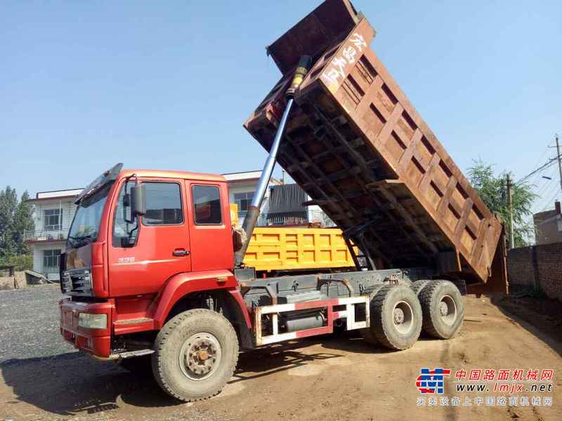 山西出售转让二手2010年中国重汽金王子ZZ3251N4641C1自卸车