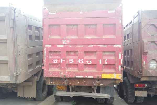 云南出售转让二手2014年中国重汽豪泺ZZ3257N3847C自卸车