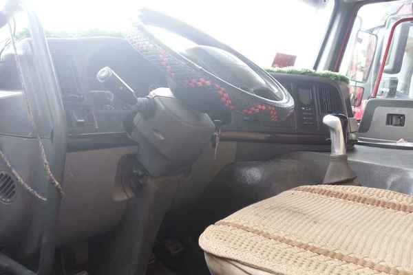 云南出售转让二手2014年中国重汽豪泺ZZ3257N3847C自卸车