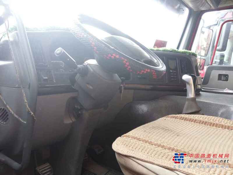 云南出售转让二手2014年中国重汽豪泺ZZ3257N3847C自卸车