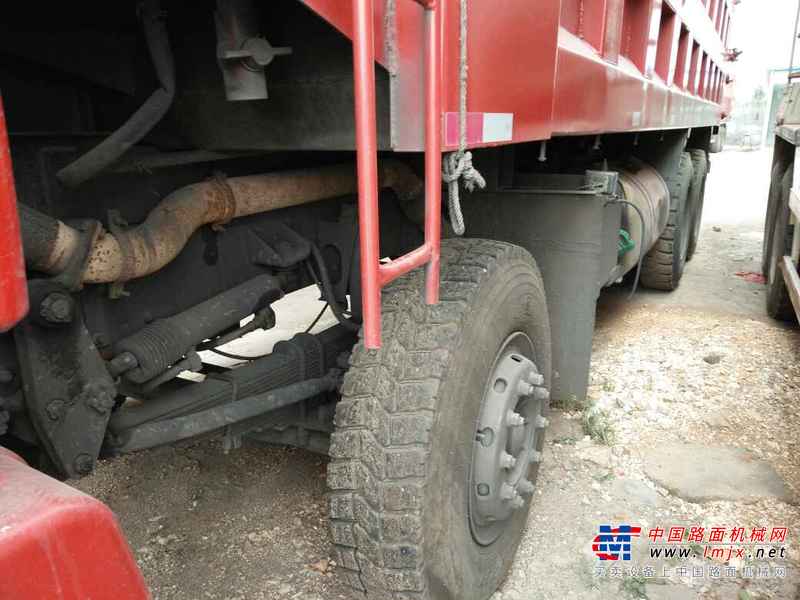 云南出售转让二手2011年中国重汽豪运ZZ5255GJBN3845C自卸车