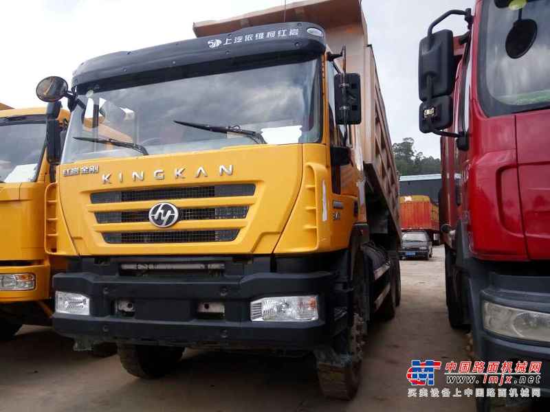 云南出售转让二手2013年中国重汽豪沃ZZ3257N3847D1自卸车