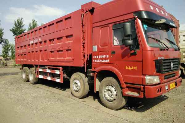 云南出售转让二手2008年中国重汽豪泺ZZ3257N3847A自卸车