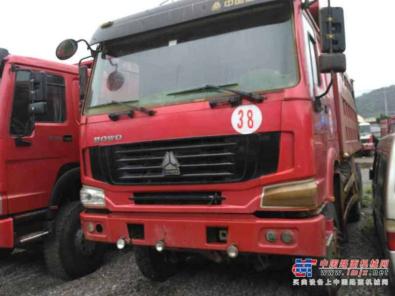 云南出售转让二手2012年中国重汽豪泺ZZ3257N3847A自卸车