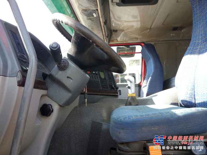 云南出售转让二手2013年中国重汽豪沃ZZ3257M2941自卸车