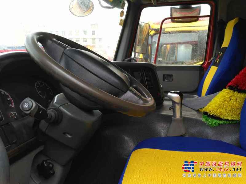 云南出售转让二手2014年中国重汽豪泺ZZ3257N3847A自卸车