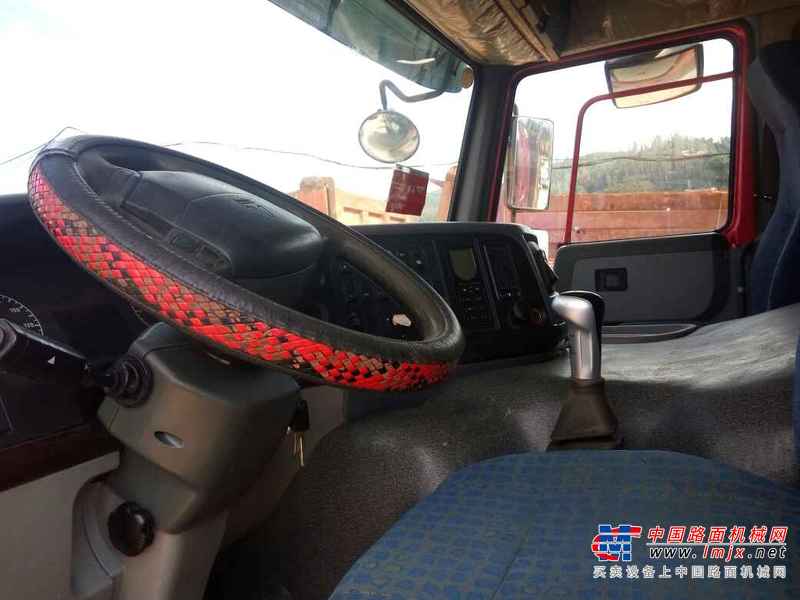 云南出售转让二手2013年中国重汽豪沃ZZ3257M2941自卸车