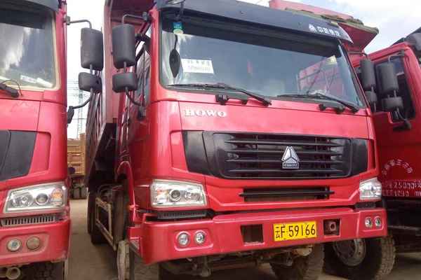 云南出售转让二手2013年中国重汽豪泺ZZ3257N3847A自卸车