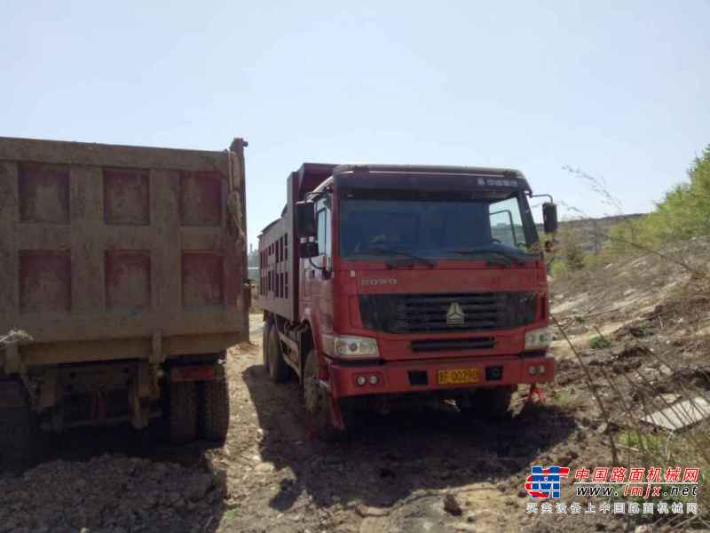 山西出售转让二手2012年中国重汽浩瀚重卡ZZ3255N3846D1自卸车