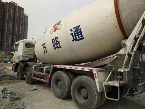 山西出售转让二手2009年陕汽德龙SX5255GJBJR424搅拌运输车