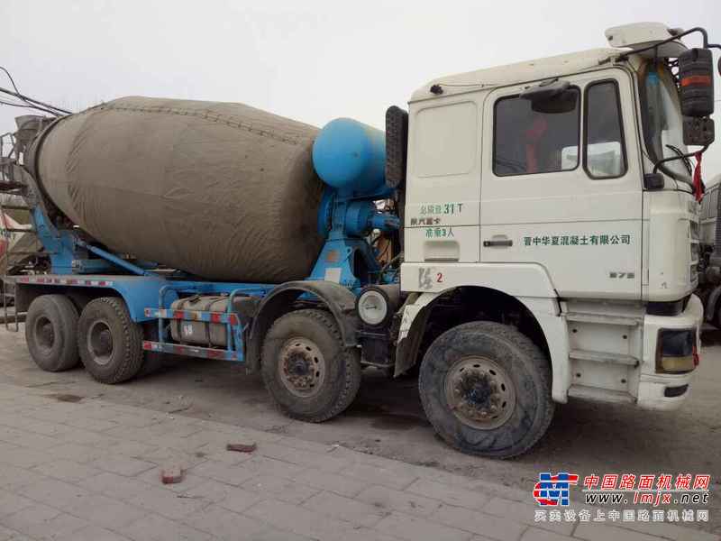 山东出售转让二手2013年北奔NG52504GJBZ搅拌运输车