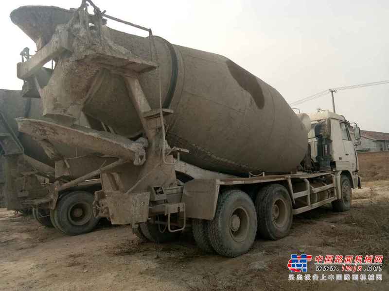 山东出售转让二手2011年中国重汽豪沃ZZ5253GJBN4241C1搅拌运输车