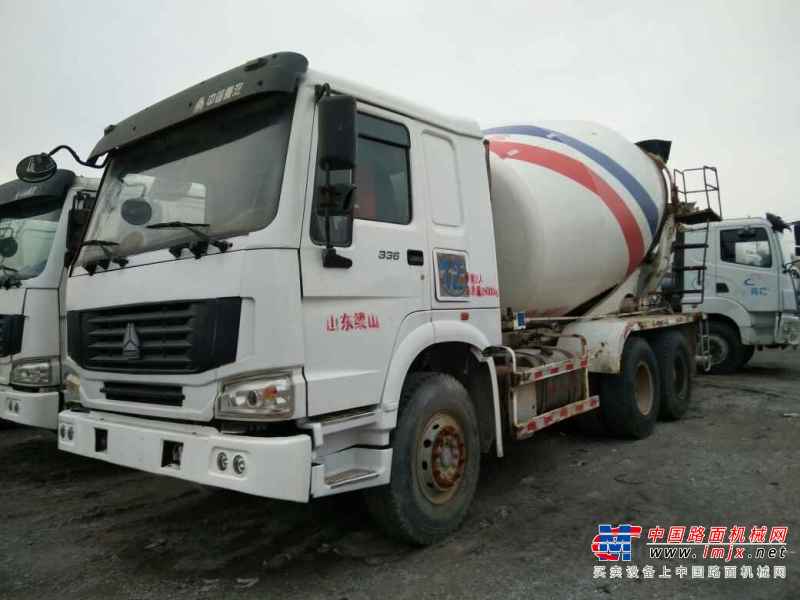 山东出售转让二手2011年中国重汽豪泺ZZ1317N3267C搅拌运输车