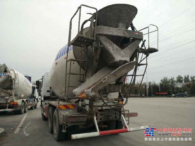 山东出售转让二手2009年中国重汽豪泺ZZ1317N3267C搅拌运输车