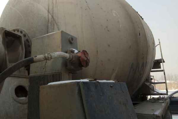 辽宁出售转让二手2008年中国重汽豪泺ZZ1317N3267D1搅拌运输车