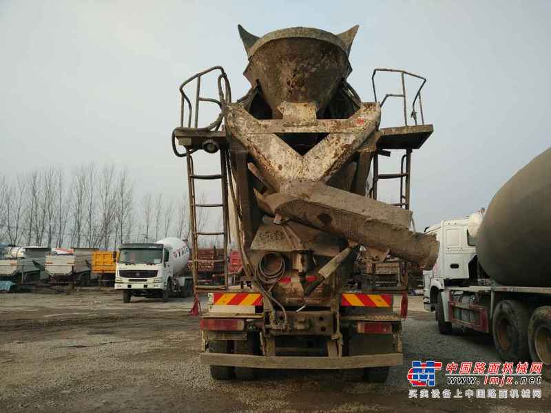 山东出售转让二手2012年中国重汽豪泺ZZ1317N3267C搅拌运输车