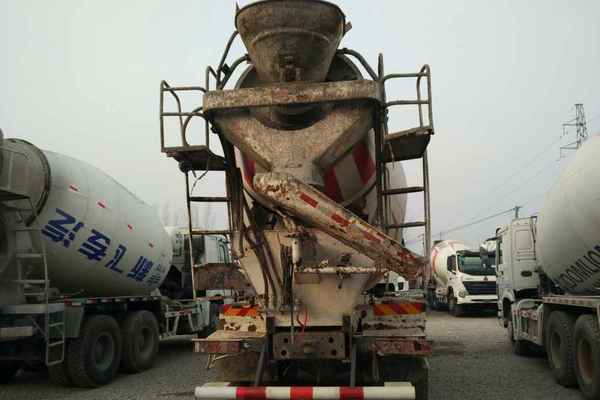 山东出售转让二手2013年中国重汽豪泺ZZ1317N3267C搅拌运输车