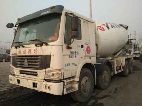 山东出售转让二手2012年中国重汽豪泺ZZ1317N3267C搅拌运输车