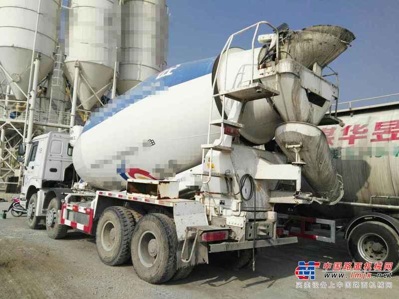 山西出售转让二手2012年中国重汽豪沃ZZ5253GJBN4241C1搅拌运输车