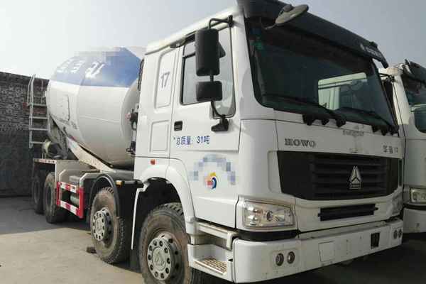 山西出售转让二手2012年中国重汽豪沃ZZ5253GJBN4241C1搅拌运输车