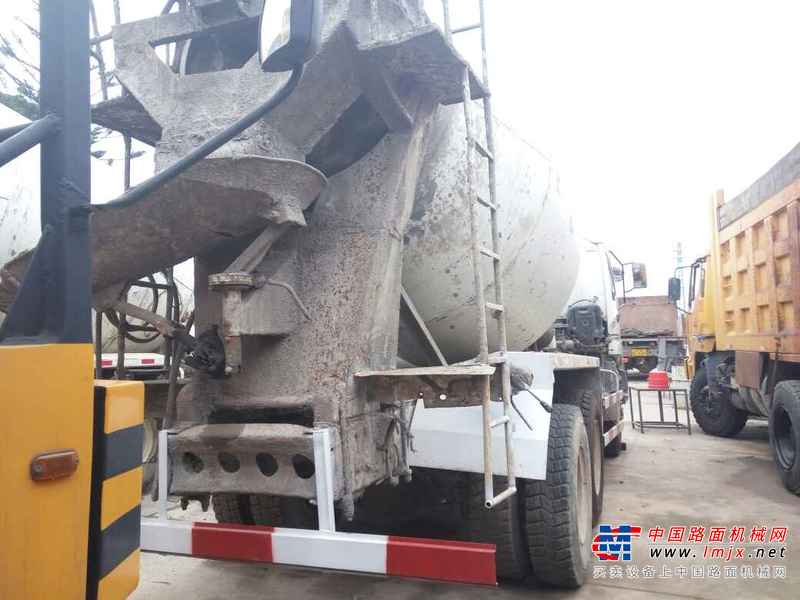 云南出售转让二手2014年东风DLF3250A1搅拌运输车