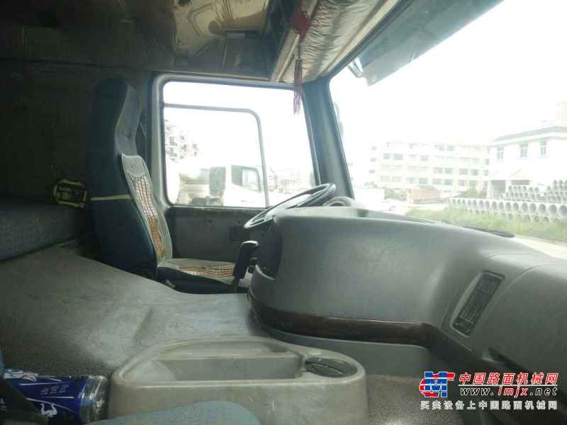 云南出售转让二手2010年中联重科SX5255GJBT404ZL搅拌运输车