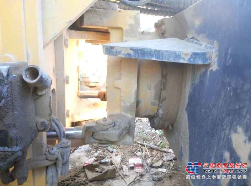 山西出售转让二手4000小时2009年洛阳路通LT320S单钢轮压路机