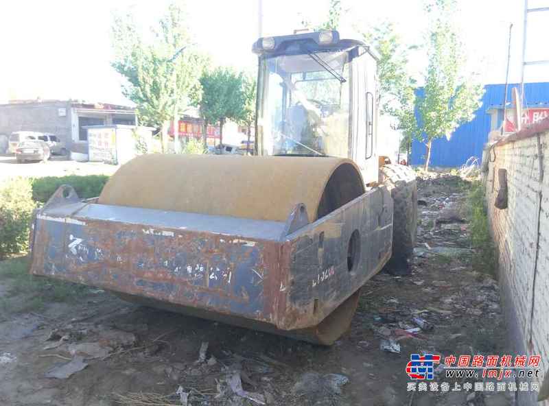 山西出售转让二手4000小时2009年洛阳路通LT320S单钢轮压路机