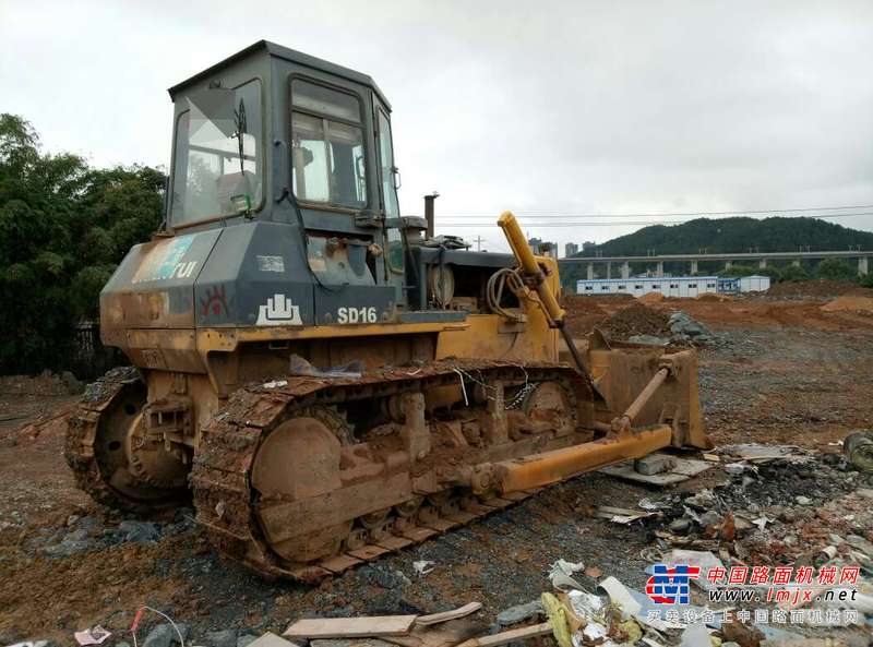 贵州出售转让二手7200小时2010年山推SD16推土机