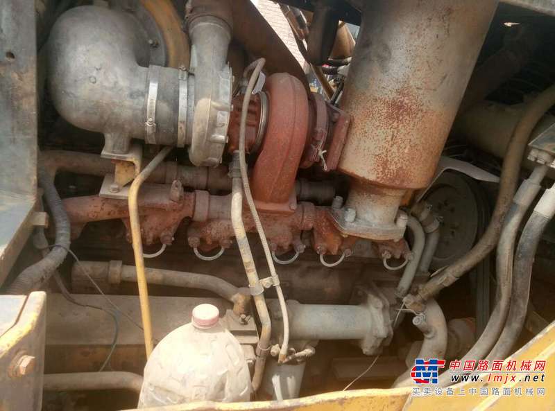 贵州出售转让二手8900小时2009年山推SD22推土机