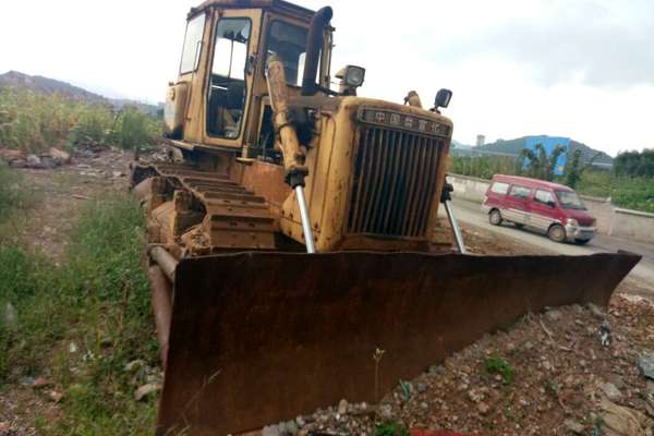 贵州出售转让二手2000小时2004年宣工T140推土机