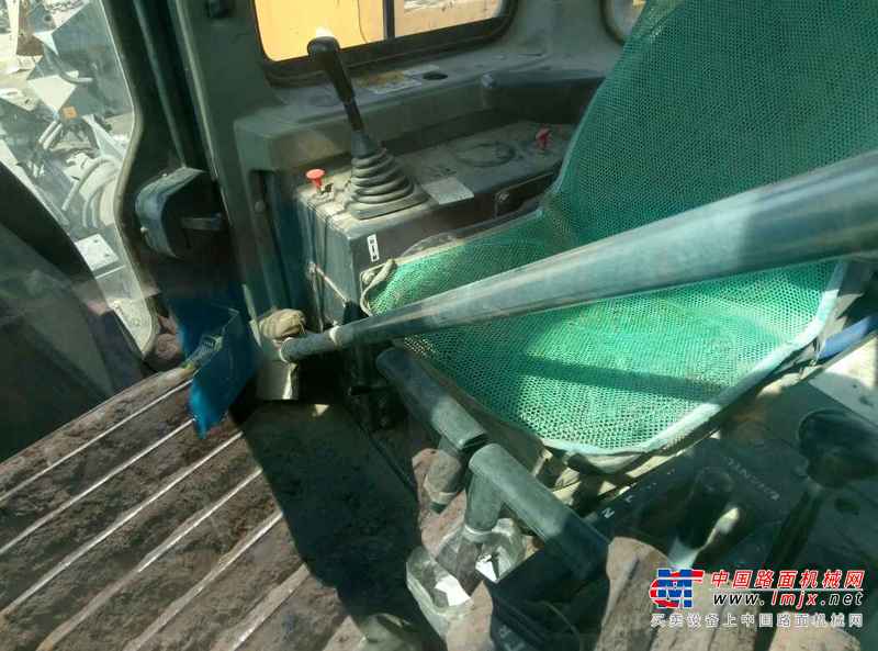 宁夏出售转让二手2000小时2013年山推SD16L推土机