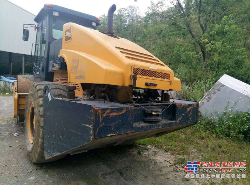 贵州出售转让二手3200小时2014年常林8208单钢轮压路机