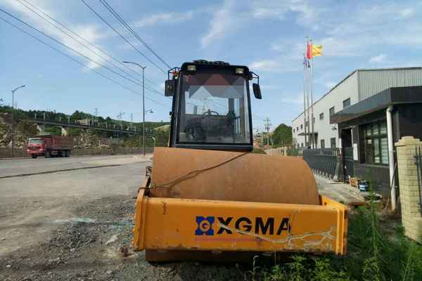 贵州出售转让二手3100小时2015年厦工XG6224M单钢轮压路机