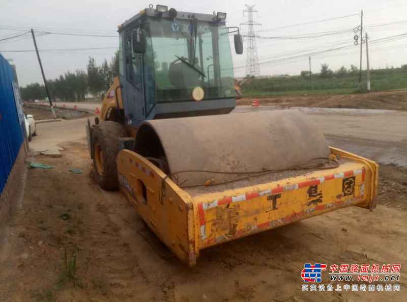 山西出售转让二手7000小时2010年徐工XS202J单钢轮压路机