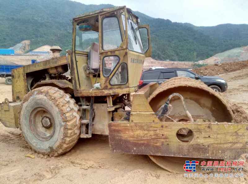 广东出售转让二手11000小时2005年徐工YZ14JC单钢轮压路机