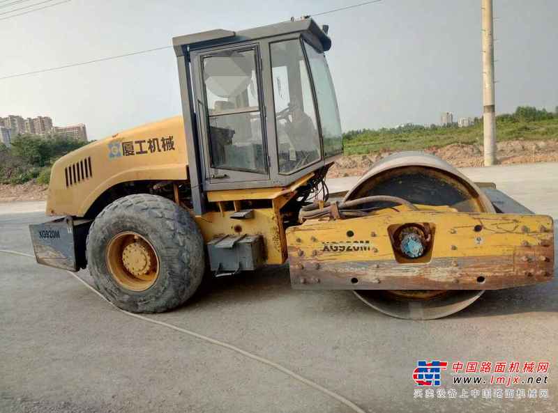 广西出售转让二手8500小时2010年厦工XG6204M单钢轮压路机