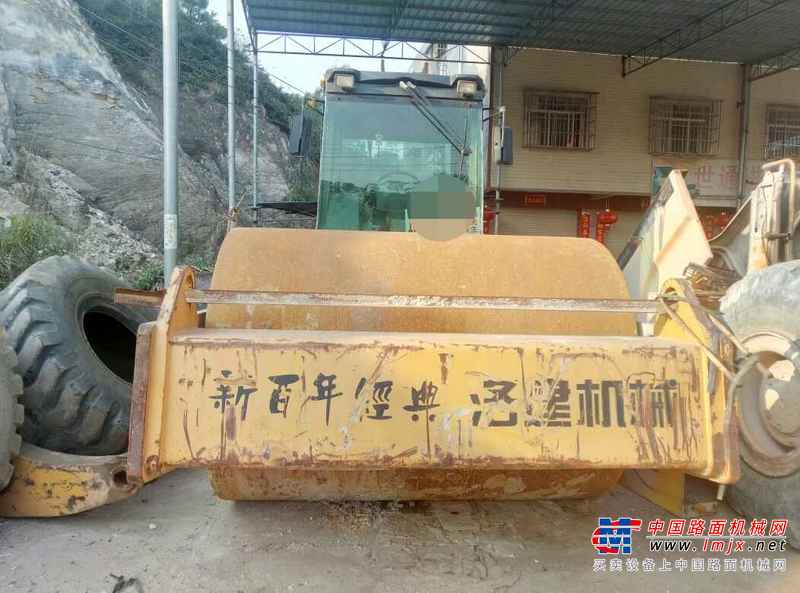 广西出售转让二手3200小时2013年洛建LSS218A单钢轮压路机