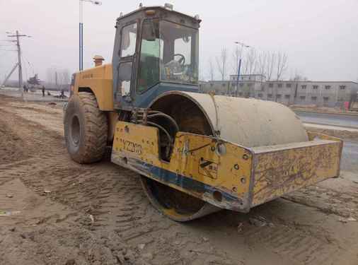 河南出售转让二手4500小时2010年洛阳路通YZ20F单钢轮压路机