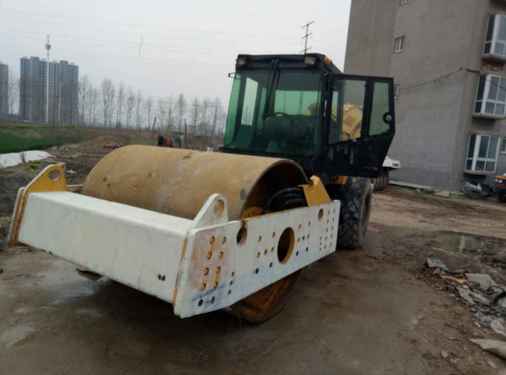 河南出售转让二手6500小时2012年洛建LSS220单钢轮压路机