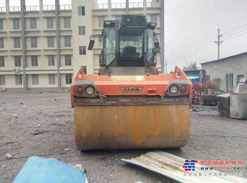 广西出售转让二手2500小时2015年悍马HD138双钢轮压路机