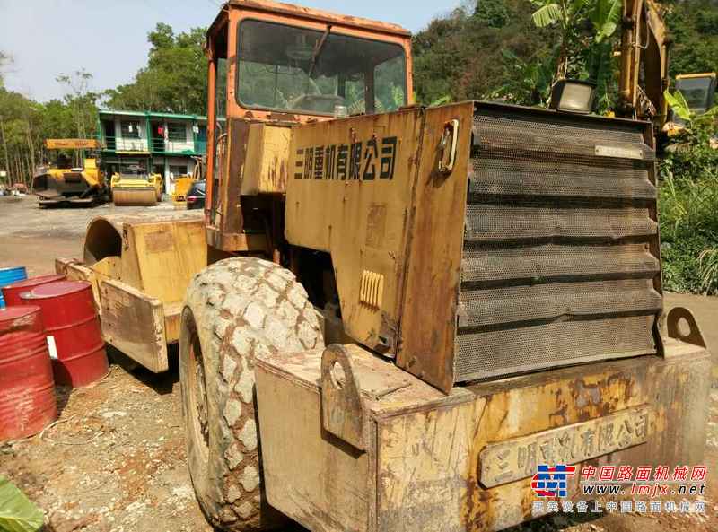 广东出售转让二手7800小时2007年洛建LSS220单钢轮压路机